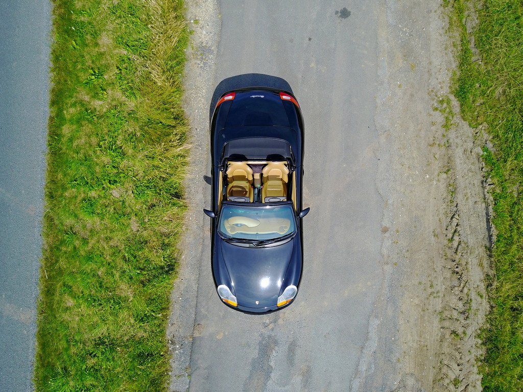 highlifephotouk's tweet photo. Here's one of our previous images! #drone #photography #aerialphotography https://t.co/H3Fjwq6Tjp