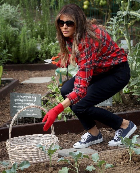 Photographer: pose! 

Melanie: how? 

P: Like you know nothing about gardening. 

M: lol got it.