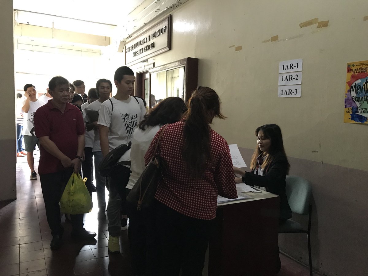 ustcasc's tweet photo. The freshmen orientation’s registration is still on going! See you freshies!! #FreshmenOrientation2018 https://t.co/NbrkaUFhpc