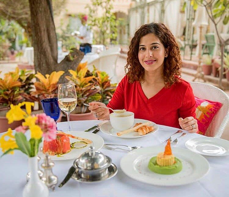 TheHouseOfRohet's tweet photo. This is just how every morning should be😌🥣 @CurlyTalesBlog 
#heaven  #flowers #landscape #scenery #beauty #flowers #rajasthan #bouganvillea  #curlytales #rohetgarh #houseofrohet #jodhpur #rajashtan #bluecity  #ruralindia #incredibleindia #luxurytravel #beautifuldestination https://t.co/r1dHCahF13