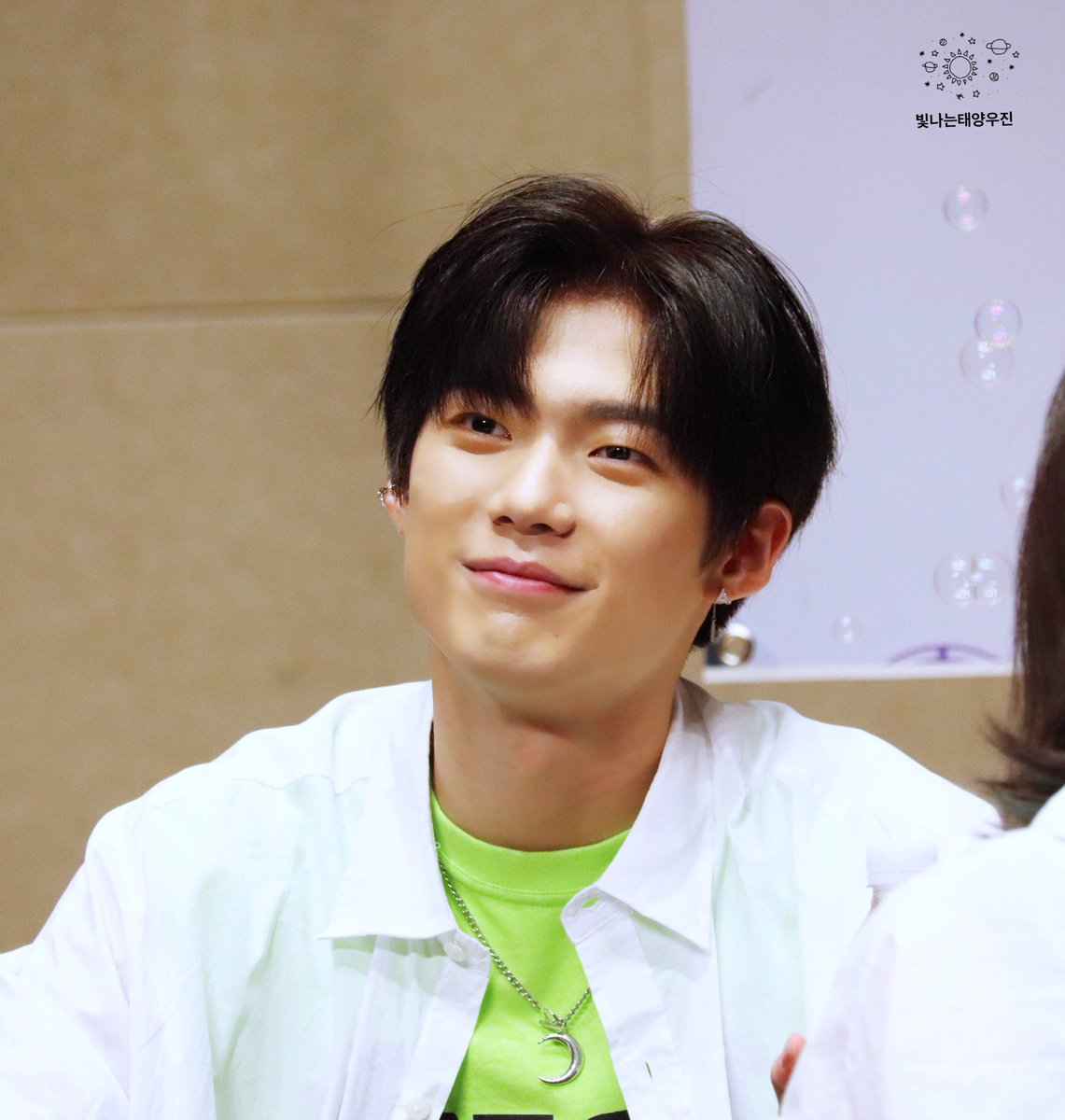 sunshine_WJ's tweet photo. 180728 팬싸 
#TARGET #타겟 #WOOJIN #우진 #이우진
@target7official  @target7japan @TARGET7_K https://t.co/T7q55ubO1H