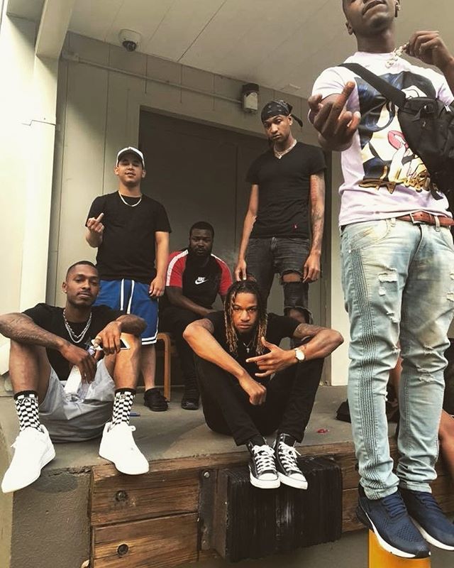 SiegeInPink's tweet photo. Got on some shit, I just flipped a quarter brick 💦💦☔️ https://t.co/NnbeiKolE7 https://t.co/yZflQloTGi
