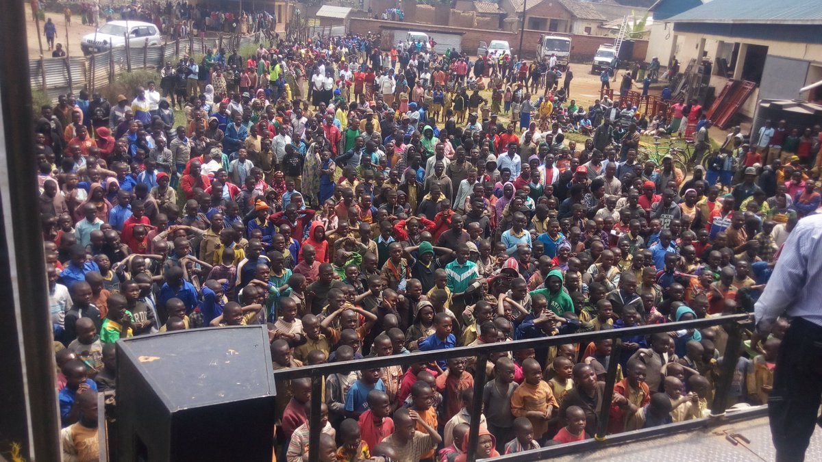 haguruka_ngo's tweet photo. 5th day of #JuscticeCaravan at Jenda sector by @infohaguruka, @NyabihuDistrict, @RCN J&D #SPJR #UmuririW'ubutabera https://t.co/HRVFiZrSYo