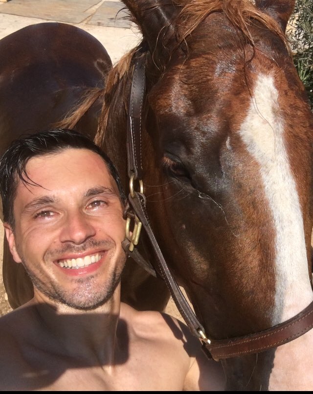 MarianoTrainer's tweet photo. We Had our morning workout and Shower🚿 💪🏻 You? https://t.co/89nXnRgHBk https://t.co/iTmx2q8Ok8