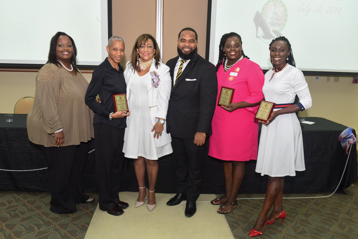 AKA_GZO's tweet photo. Pumps, Pearls, and Politics 2018
#aka1908 #AKAGZO #werunthis #PPP2018 #connectmiami #pumpspearlspolitics #RepWilson #FredericaWilson https://t.co/YwcnRqtoiG