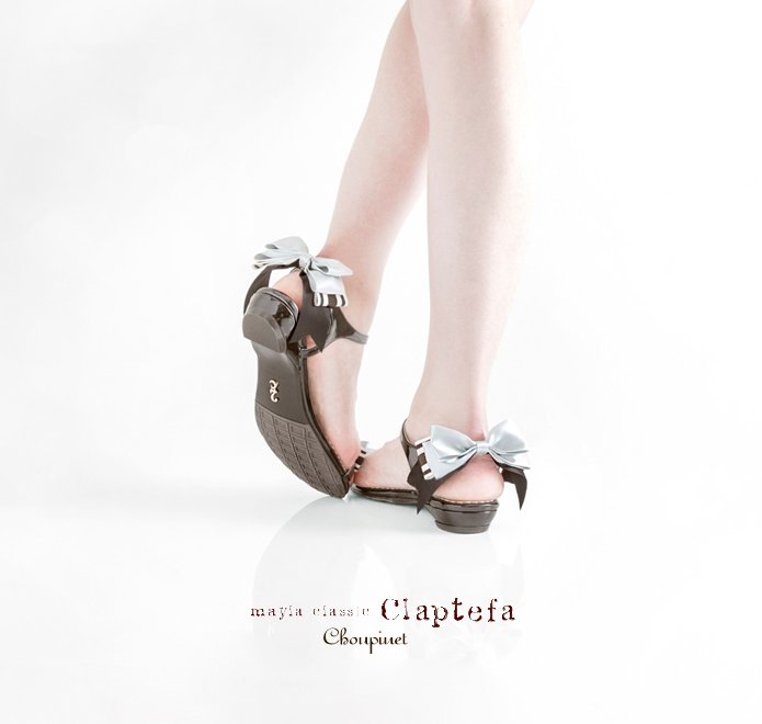 ■365日プレゼントキャンペーン＜7/30 夜の部インスタグラム＞■

mayla classicのアイテムを毎日抽選で1名様に🎁

7/21より
夜の部の応募受付は、インスタグラムにて開催しております！

本日のプレゼントは
【クラプティーファ・シュピネ】

▼応募詳細はこちら
goo.gl/H8uvyd
締切 8/1