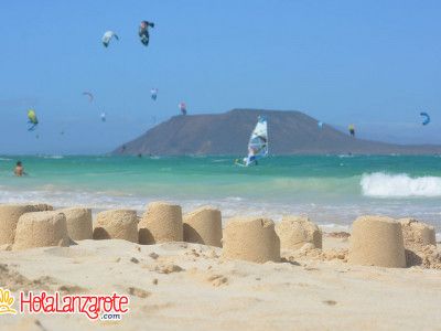 HolaLanzarote's tweet photo. Encuentra las mejores actividades en #HolaLanzarote 😎
https://t.co/Jd0VYfgXSW
#LomejordeLanzarote #CosasqueHacerenLanzarote #Canarias #IslasCanarias #Latituddevida #Localixo #QuehacerenLanzarote #ActividadesenLanzarote #VacacionesenLanzarote #Lanzarote https://t.co/G5oJYUkO4S