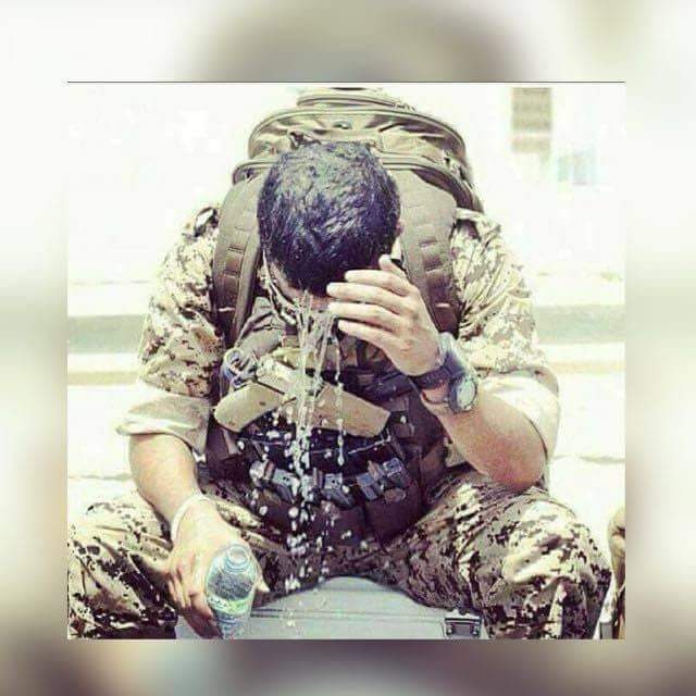 هل الحياة  فقدت  طعمها  ..أم قلبي إستولت عليه الأحزان ...لم أعد أرغب شيئ!!!
#لايشعر_بالوجع_إلا_صاحبه 
.