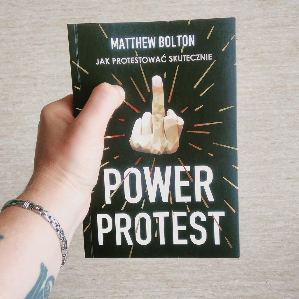 KBP_Koszalin's tweet photo. Power protest: jak protestować skutecznie / Matthew Bolton #powerprotest #koszalinczyta #koszalin #booktime #books https://t.co/9WeLHnoMIk