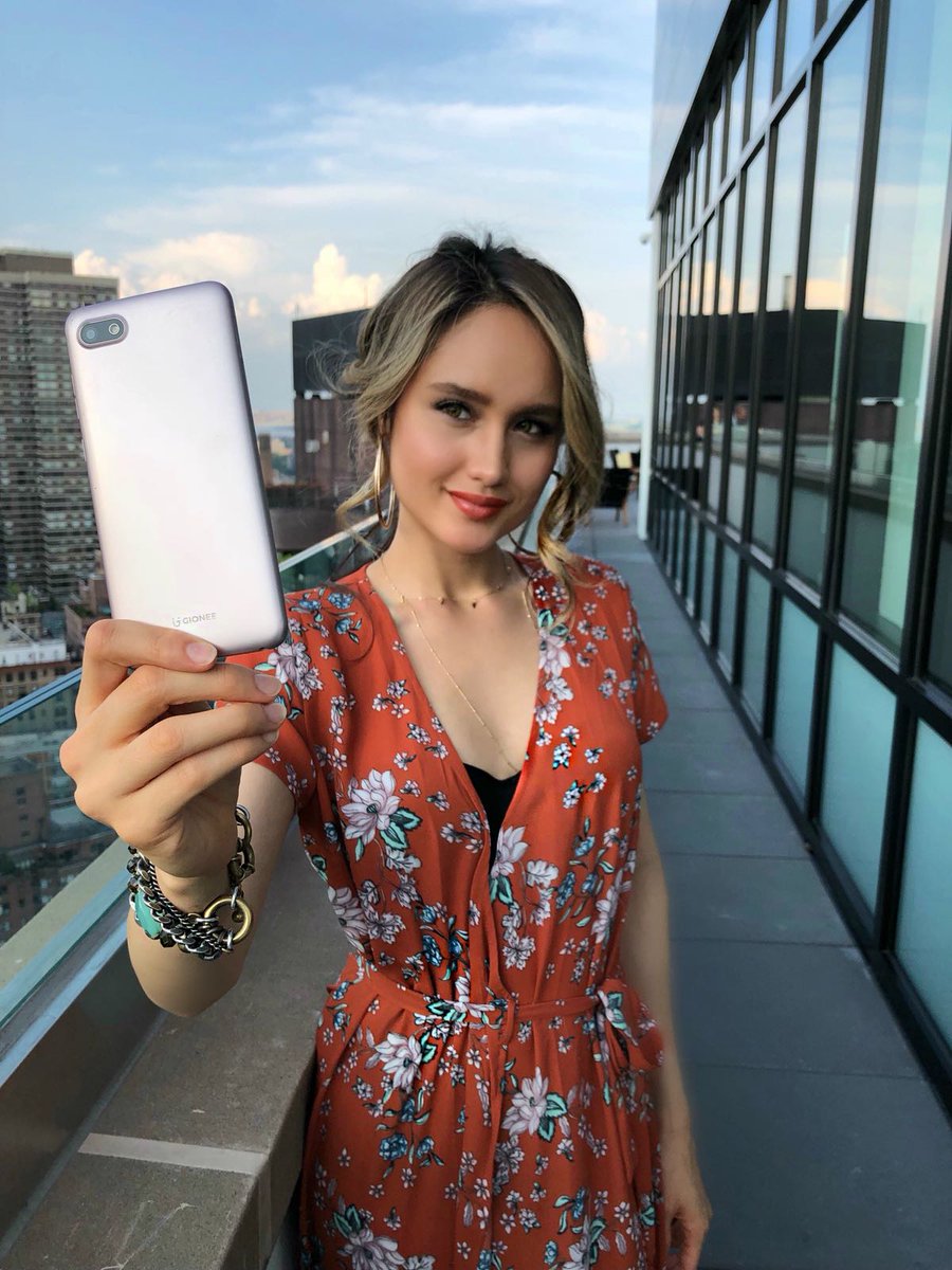 xcintakiehlx's tweet photo. Perfect selfie with @GioneeInd smartphone F205💙 https://t.co/ACaUo2xPOP