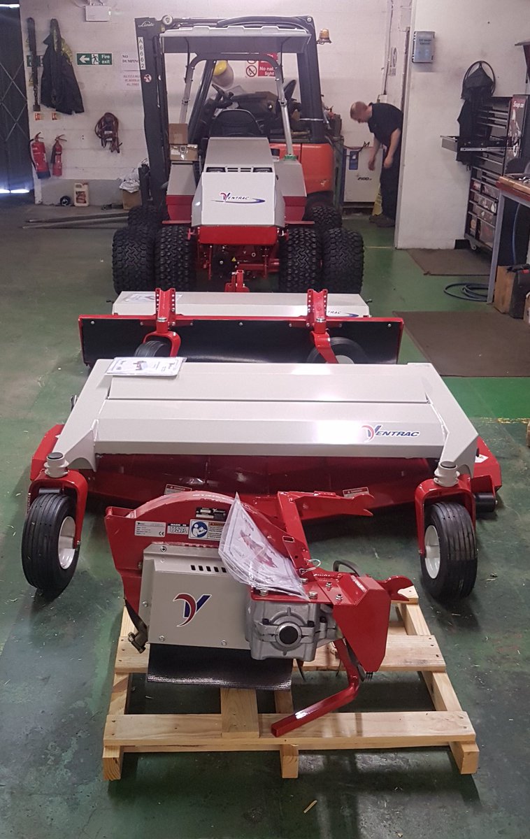 CTM_Pro's tweet photo. Two new Ventracs and attachments ready for delivery👍 @priceturfcare @stevectm @JEFFCTMPRO https://t.co/dxv72g37bl
