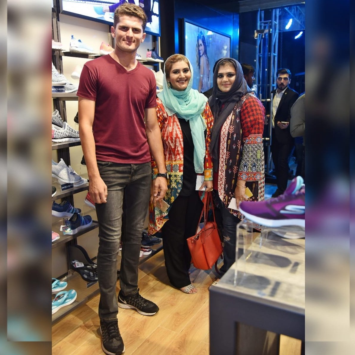 skechers outlet in lahore