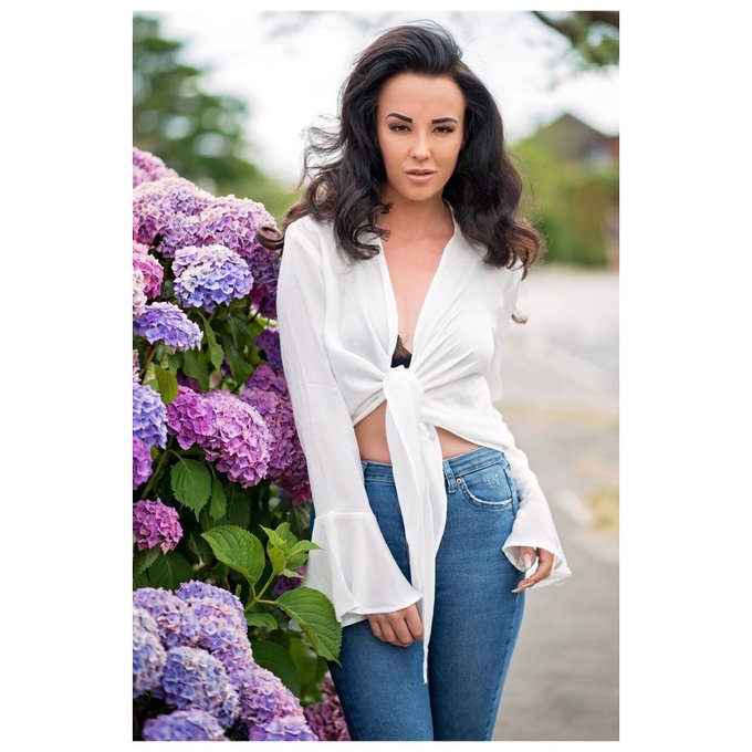 🌺🌸 https://t.co/1BthIWdfuW