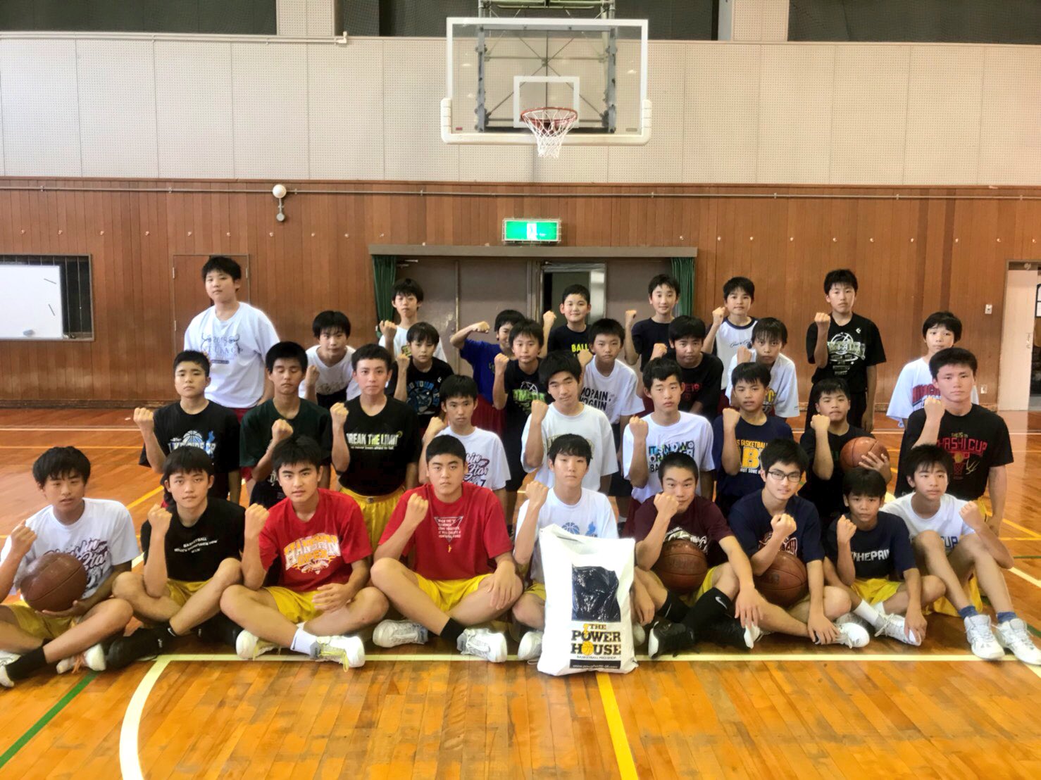 パワーハウス神戸店 בטוויטר 尼崎市立常陽中学校 男子バスケットボール部 兵庫県中学校総体 準優勝おめでとうございます 決勝戦では惜しくも6点差で敗れてしまいました 悔しさをバネに全国大会を目指して 近畿大会頑張ってください ガッツある