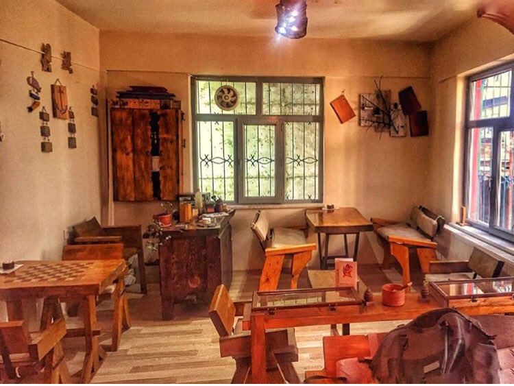 İç mekanlarınızı da ağacın büyüsüyle buluşturuyoruz.

İletişim: 05057360512
instagram.com/agackakan_atol…