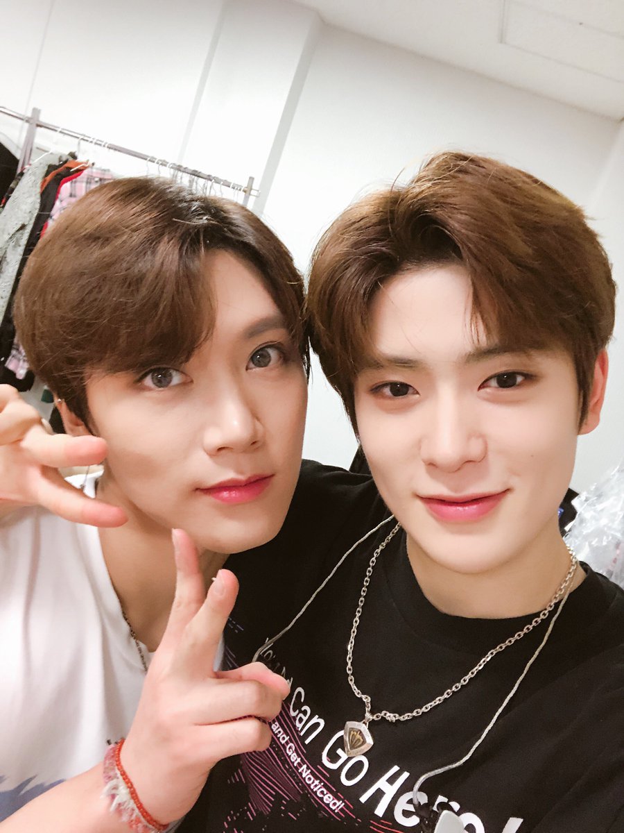 NCTsmtown's tweet photo. 텐형과 재혀니 😻😻

#NCT https://t.co/IQYVJOsp9Y