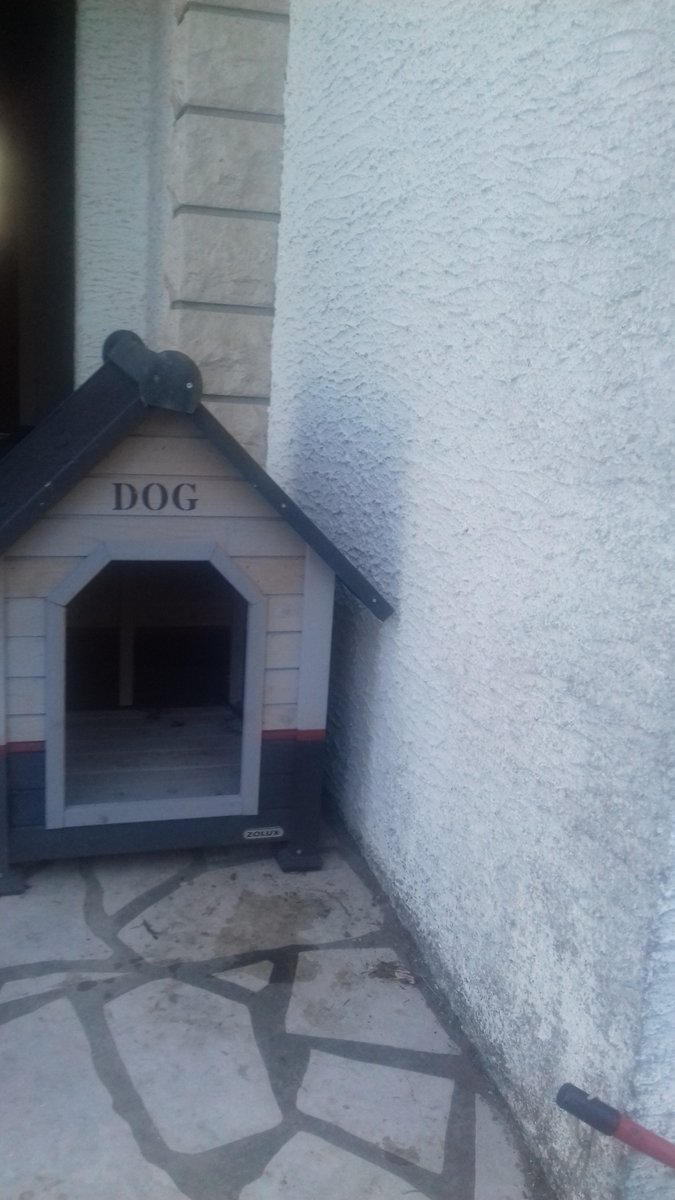 vend niche a chien a sergines