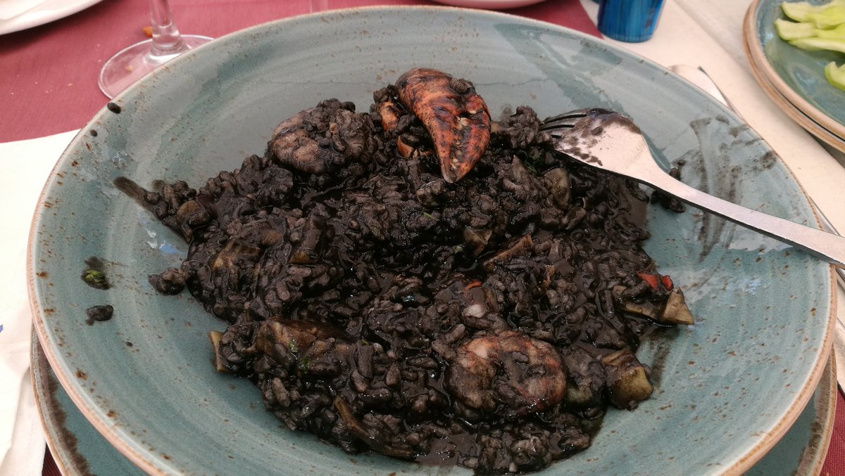 Comida de domingo en restaurante la caracola(portopetro)