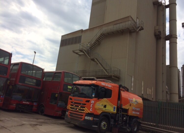 hydrocleansing's tweet photo. Roadsweeping surrounded by buses! #MegaSweep
https://t.co/QcCawl89ok https://t.co/A54jQYcySs