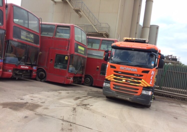 hydrocleansing's tweet photo. Roadsweeping surrounded by buses! #MegaSweep
https://t.co/QcCawl89ok https://t.co/A54jQYcySs