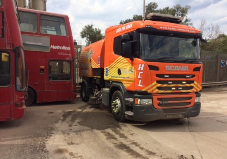 hydrocleansing's tweet photo. Roadsweeping surrounded by buses! #MegaSweep
https://t.co/QcCawl89ok https://t.co/A54jQYcySs