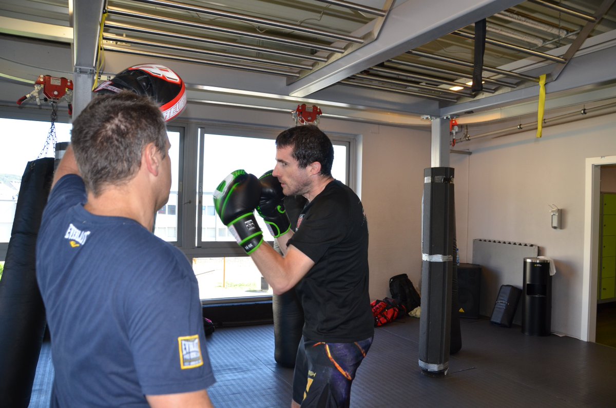 KravMaga_Lux's tweet photo. Et vous, vous faites quoi aujourd'hui? So what are you up to today?

.

#kravmaga #kickyoufit #jointhetribekickyoufit #functionaltraining #bagclass #fittofight #TRX #kmx #kml #kravmagacenterluxembourg https://t.co/KEFXcvv9N8