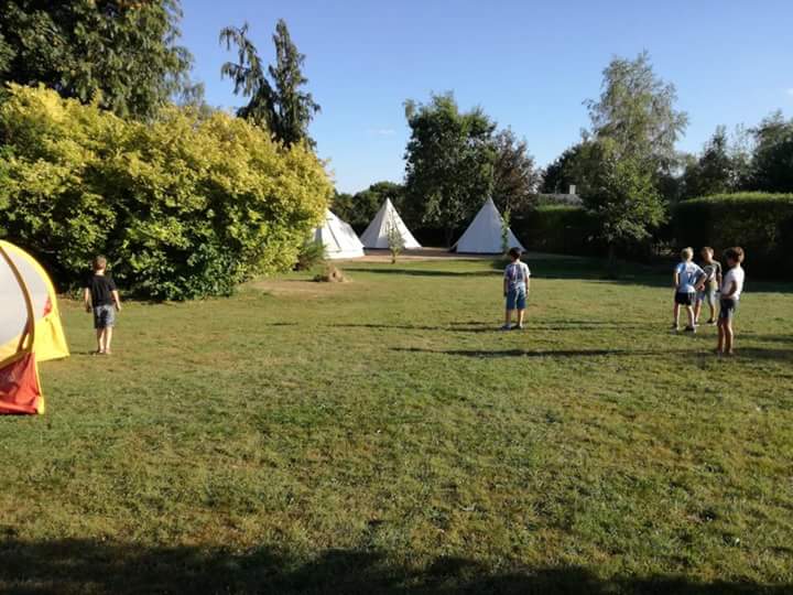 StefGielen's tweet photo. Klaar voor een weekje #CKK in #LesOndes #Nadrin @CronosGroep en dit jaar slapen in #Tipitent 😀👍 https://t.co/lXHApfxKKW