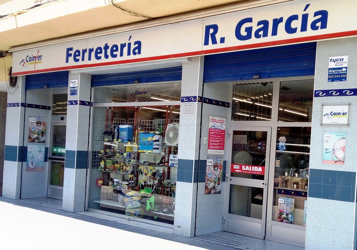 FerRGarciaVLC's tweet photo. ¡ #Bondia !, como siempre y a tu disposición estaremos en Agosto con un horario especial. ¡Te esperamos! y si te vas por vacaciones ¡a disfrutar!. https://t.co/2lHSFUJauJ
