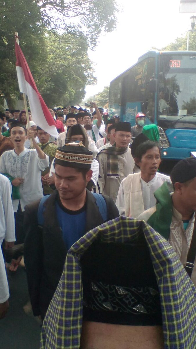 #LongMarchSantriUntukCakImin 
hari ini sudah sampai Jakarta.
Semangat trus menuju 
#JOIN2019 
#JokowiCakImin 
#CakiminCawapresHargaMati 
<a href="/jokowi/">Joko Widodo</a> 
<a href="/cakimiNOW/">A Muhaimin Iskandar</a>