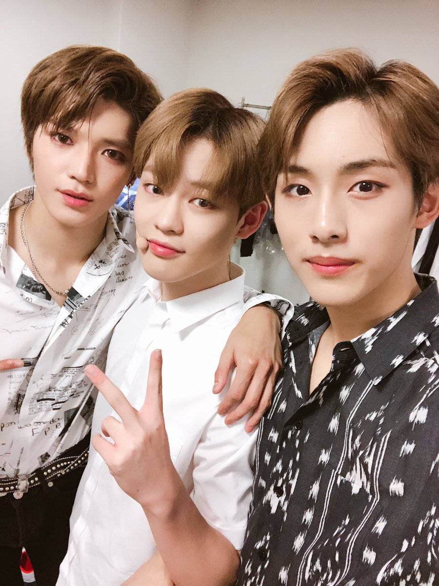 NCTsmtown's tweet photo. 오사카 팬 여러분 ~~~ 삼일동안 매차매차 즐거웠어요 맛있는 타코야끼랑 여러가지 간식들도 매차매차 먹었���요 ㅎㅎㅎㅎ 늦었지만 삼일동안 너무 고마웠어요 푹 쉬구 다음에 또 만나요 ~~~ 스키야네 ~ -TY

#NCT https://t.co/RuFYRLwGNi