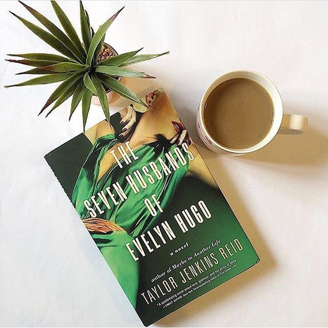 wimkids's tweet photo. 📸 @keeperofpages .
.
.
.
.
#bookworm #books #bookishpinoy #bibliophile #bookish #booknerd #book #bookstagram #bookaddict #spinecreases #booklove #booksph #igreads #bookishlove #booknerdph #bookishph #readbyann #annreads #bookporn #bookstagramfeature … https://t.co/ocNlA7bUZg https://t.co/OPvekgSK8U