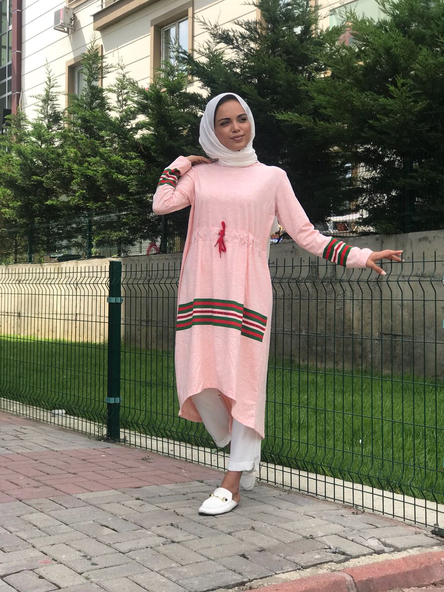 Penye Giyciklarimizda Yeni Modellerimiz Gelmeye Devam Ediyor. 
Boy: Ön 95cm Arka125cm 
Beden:Standart 36/42 
Renkler:Vizon,Bej,Antrasit siyah pudra
Fiyat:65 2 Adet 115 to Kargo Bedava 
Whatsapp📲05541825656
Telefon☎08503050490

#tesettur#tesetturimalati##tesetturmodasi
