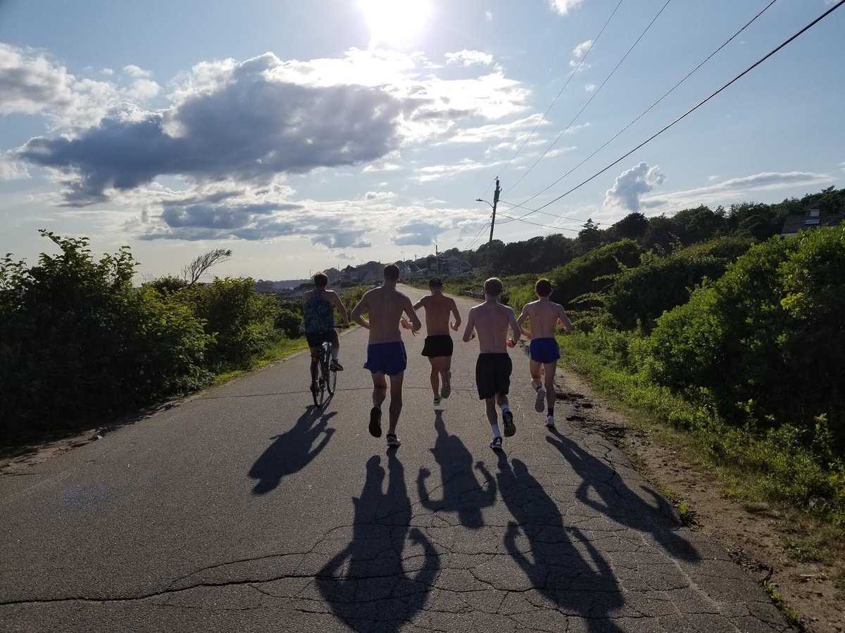 TheFirmProject's tweet image. A simple Sunday evening for a coach and his athletes #RYCL