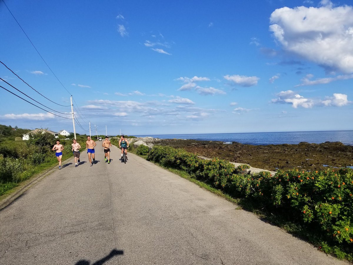 TheFirmProject's tweet image. A simple Sunday evening for a coach and his athletes #RYCL