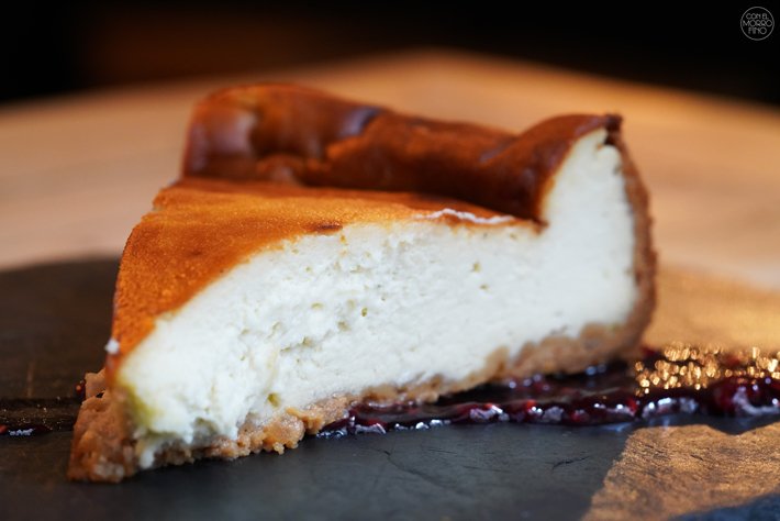 Hoy es el Día Internacional de la Tarta de Queso... así que aquí te traemos las 11 mejores tartas de queso de Madrid... Venga dale al RT si te mola! #Madrid #TartadeQueso #Postre #CheeseCake #conelmorrofino #DiaInternacionaldelaTartadeQueso conelmorrofino.com/las-mejores-ta…