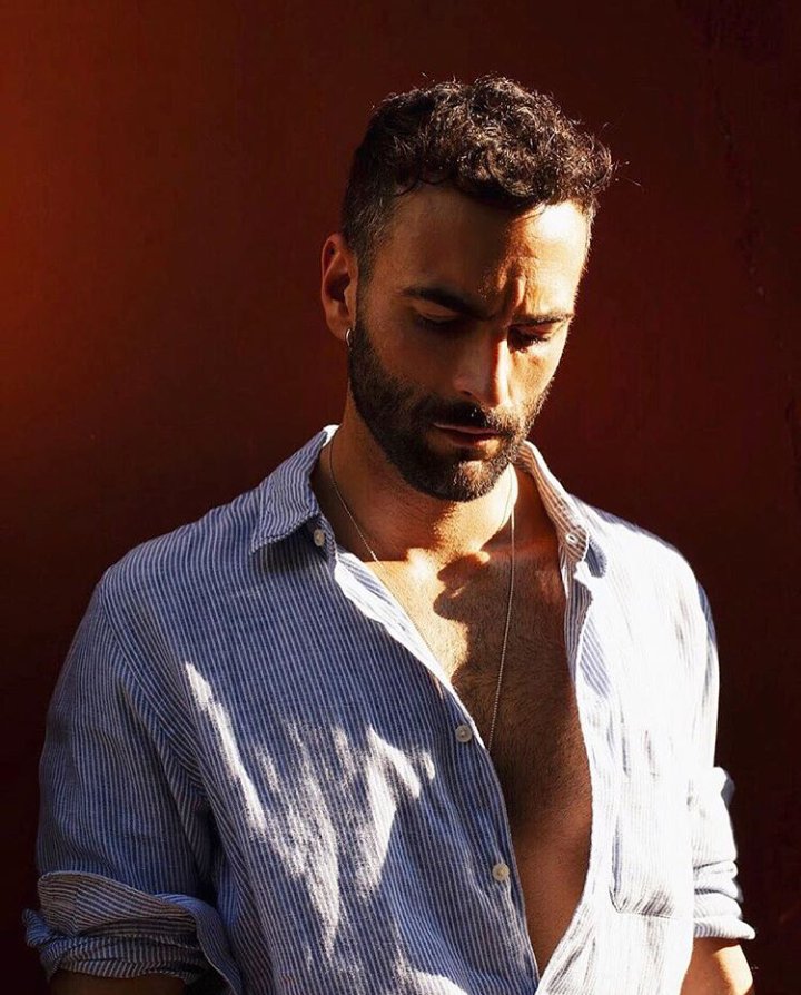 MrChakSabrina's tweet photo. #Mengoni30Novembre sicurissima che anche con il nuovo progetto non deluderai... Facci sognare @mengonimarco https://t.co/0iDqHO5zPX