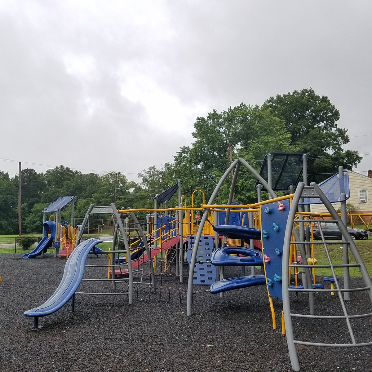 drhipp's tweet photo. Last full week of #systematicobservations #SOPARC for @PAResearchCntr @NCStateCNR @NCSUgeospatial
Over 16+ full weeks in 2017-18 we have observed >60,000 people in @NYCParks @raleighparks @dprplaymore
Thanks to @coalberico @OriolMarquet @jh_huang @drmffloyd for their hard work! https://t.co/tCALMvsvAL