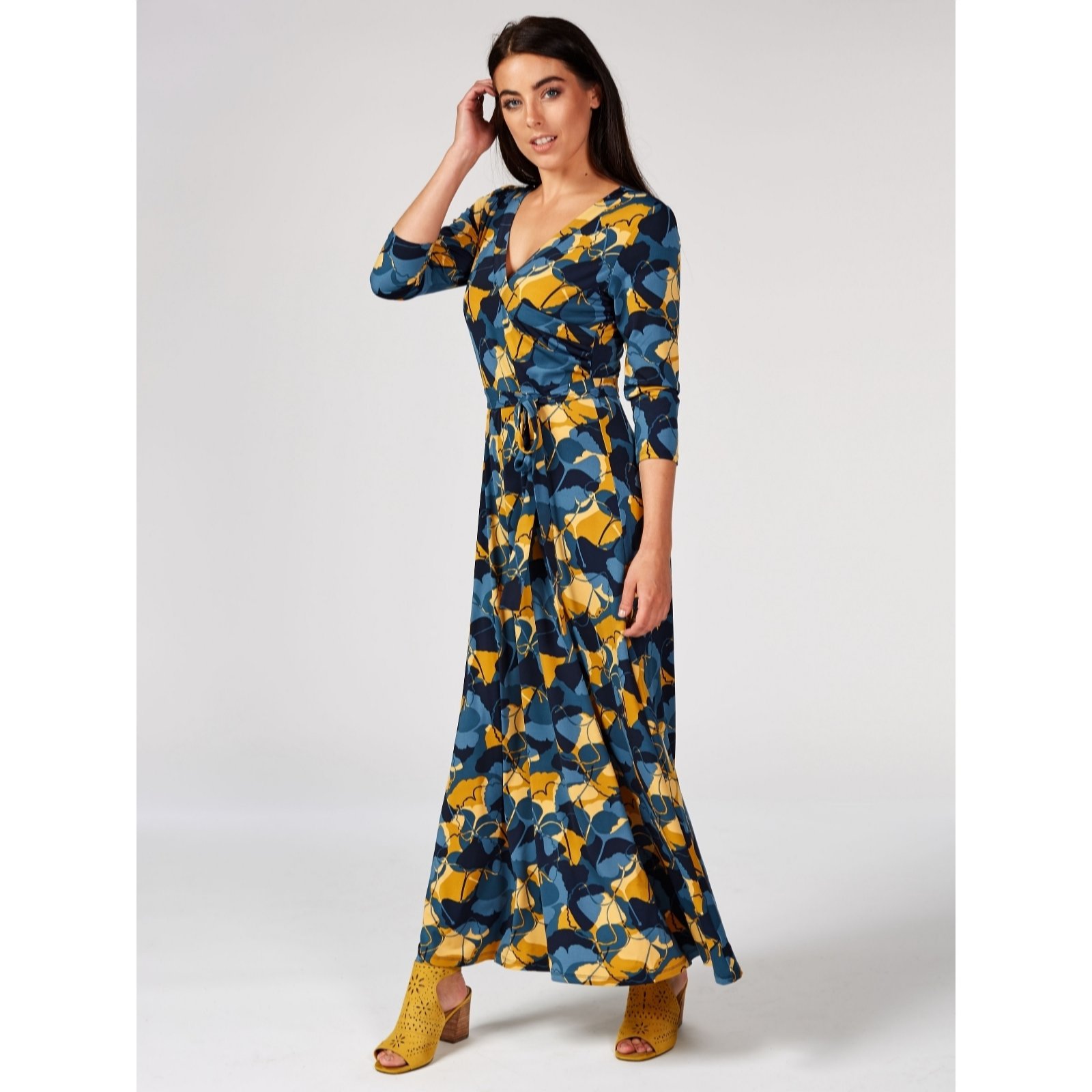 QVC UK on X Add a pop of print to your wardrobe with Today s Special Value Du Jour printed wrap maxi dress https t KH2CQF6yjK https t asAF9I2Ujb X