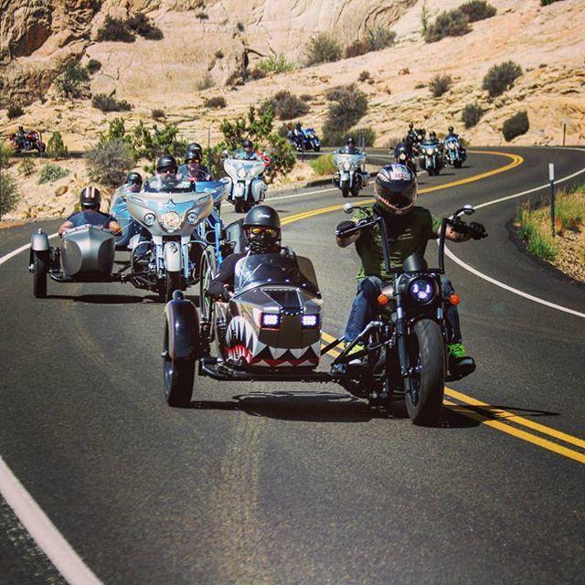 JohnnyKillmore's tweet image. @veteransride day 2 was a hit. Great roads, views, and people. #Moab welcomed us with a big reception and now we will spent a few days at the Red Cliffs Lodge raking it all in.
.
.
.
.
.
#veteransride #veteransride2018 #vcr2018 #charityride #indianmotorcycle #championsidecar…