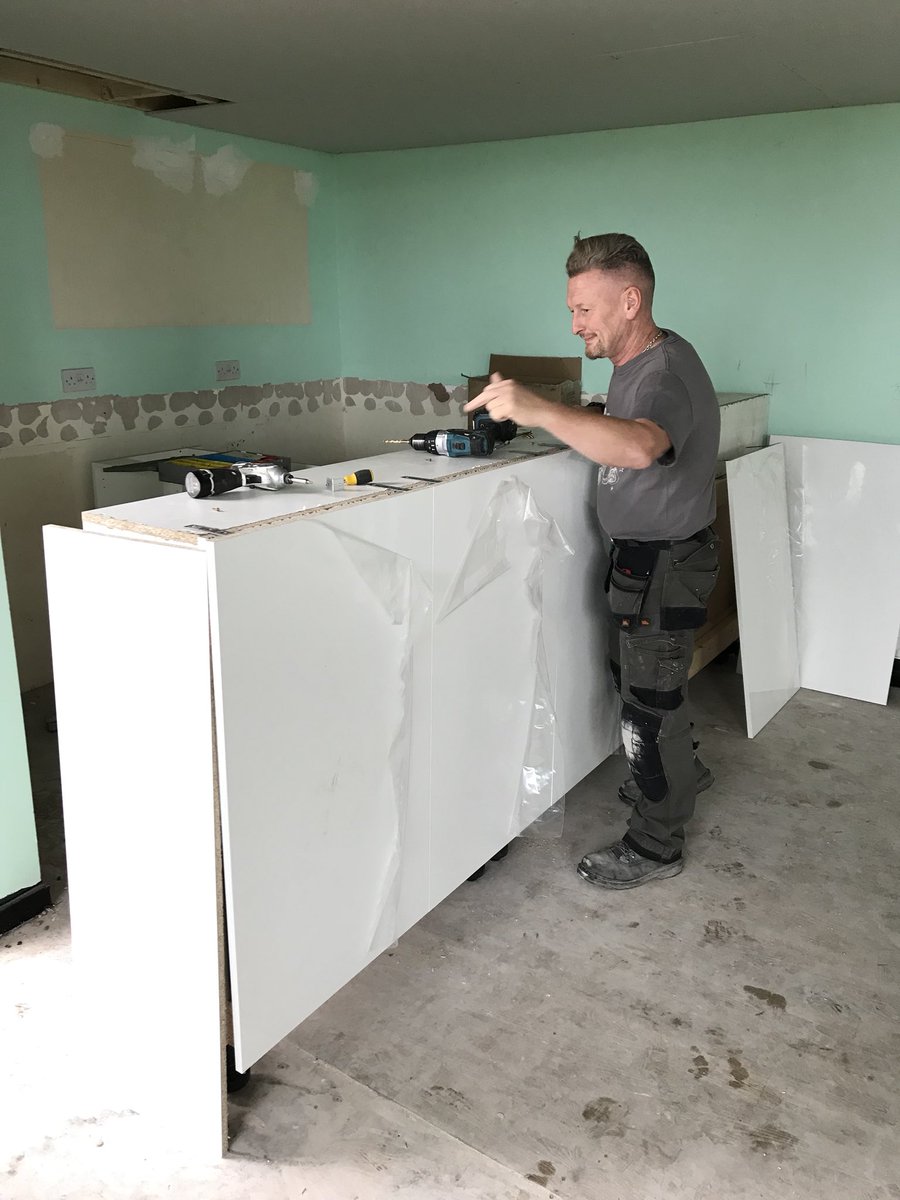 mikejonesrfc's tweet photo. The New Suite is slowly taking shape now, massive thanks to NWPS, Carl Gunther, Stew and the lads. In need of a plumber and electrician, get in touch if you can help @rhylfc https://t.co/JDkPdK7eEW