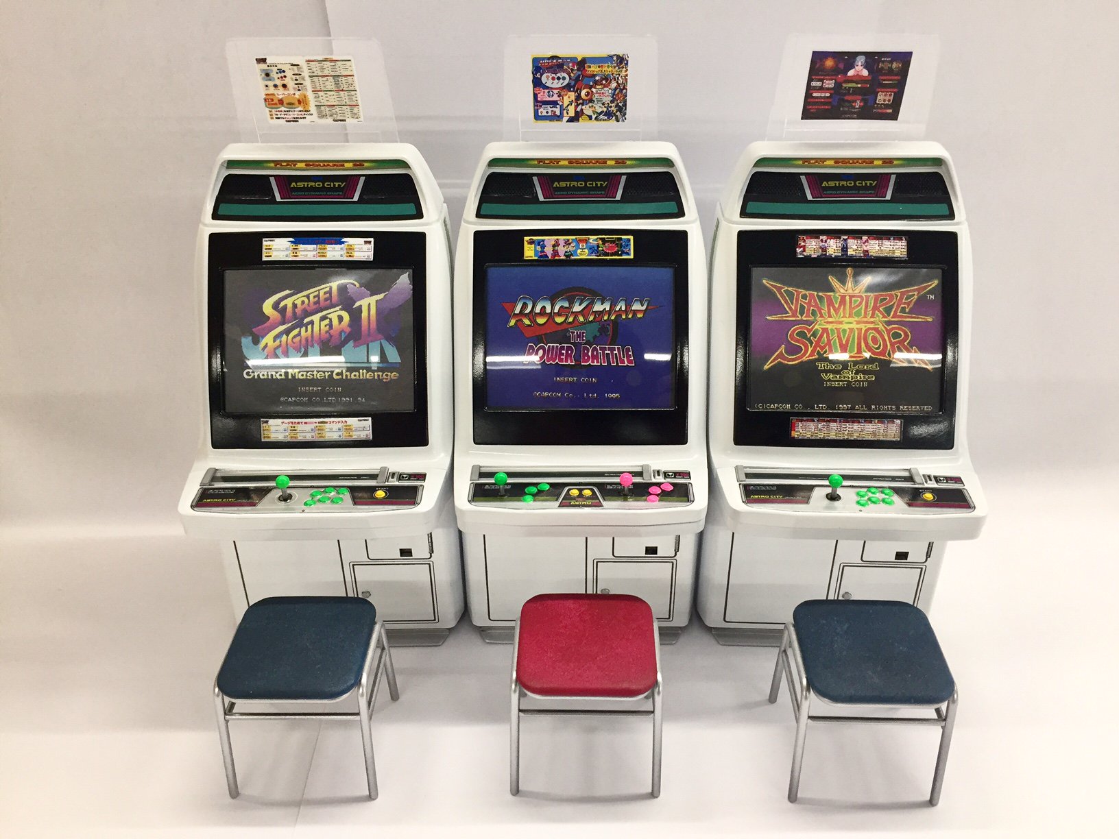 ロックマンシリーズ公式 a X: 