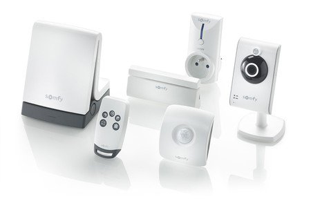 123Alarme's tweet photo. La nouvelle box domotique Tahoma de Somfy https://t.co/g3gdeOW8zg #Somfy #123Alarme #SécuritéMaison https://t.co/i4T1MdnkgX