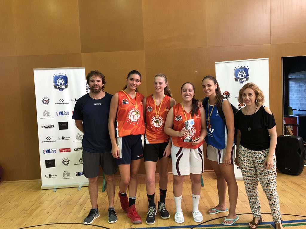 cbtiana's tweet photo. Campions de les categories Sènior i junior. Moltes felicitats! https://t.co/AlfZgiWtPt