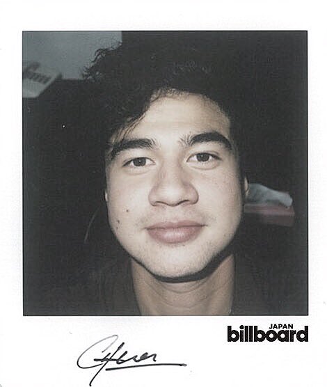 calumarchived's tweet photo. that beautiful soft smile https://t.co/FZiJ9Yp3wj