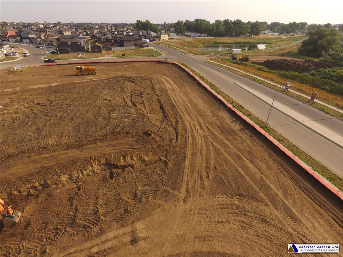 HamptonsMedHat's tweet photo. Hamptons Phase 2D

Site Grading has begun. Only 7 Large Lots Remaining.
#medhat #hamptons https://t.co/IVGQyREtvU