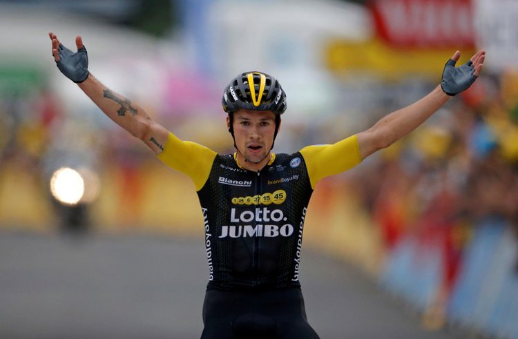RMSdistributor's tweet photo. Recap della settimana: @Kristoff87 vince a #Parigi con @PrologoOfficial @tom_dumoulin 1° nella crono e 2° nella generale con Sigma Sport @rogla vince con @YourFSA e @visionmy e @chiarateocchi splendida campionessa europea con FSA @KendaTire e @XplovaTeam https://t.co/pz7vVHl7w4 https://t.co/OrpiI8QWgh