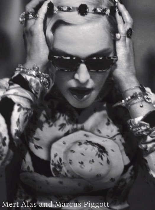 IDontSearchIFind - Madonna - Σελίδα 2 DjWc0AvXgAEi8W-