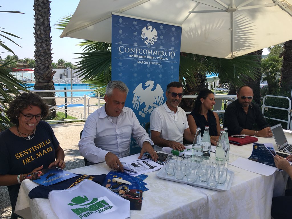 ConfcommercioAN's tweet photo. All’@VillageHoliday_  conferenza stampa di chiusura del progetto @confturismo_it @Confcommercio #sentinelledelmare che ha visto la ns Regione protagonista per ben due settimane! https://t.co/POZ79JBU41