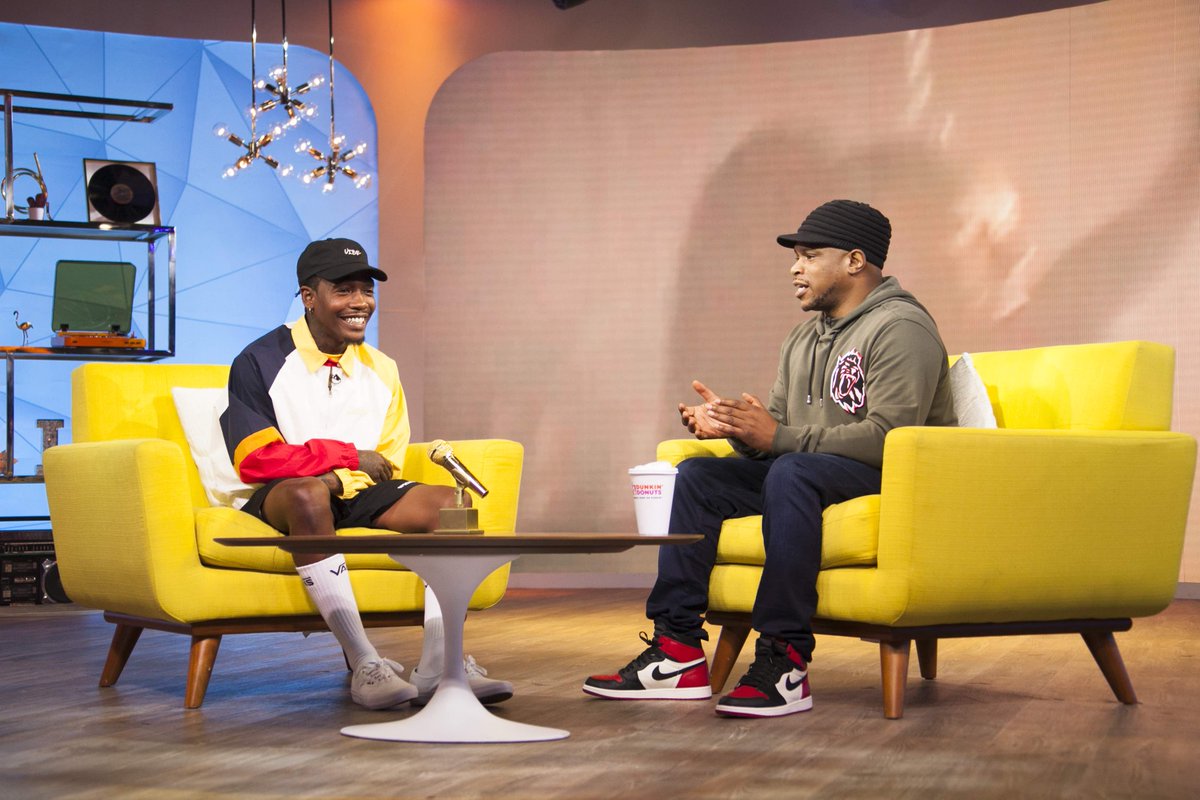 TRL's tweet photo. .@dizzywright is on #TRL RIGHT NOW on @mtv tune in now!!!!! https://t.co/lY1mB9GoJH