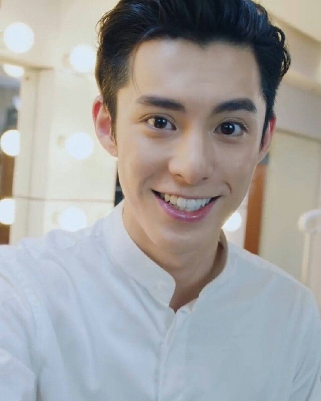 dylan wang smile